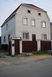 Продается дом в 204-м квартале,  пр. Ольгинский 13,   площадь  290 кв.м.